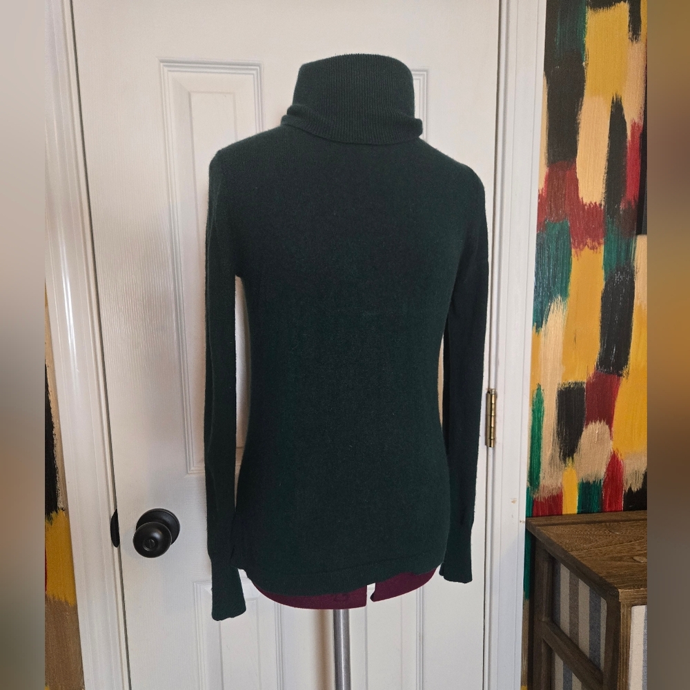 J. Crew 100% Cashmere Green Turtleneck Sweater XS